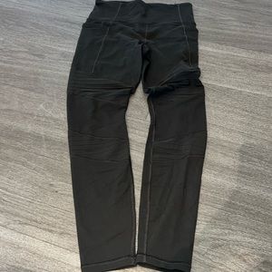 Athleta army green leggings